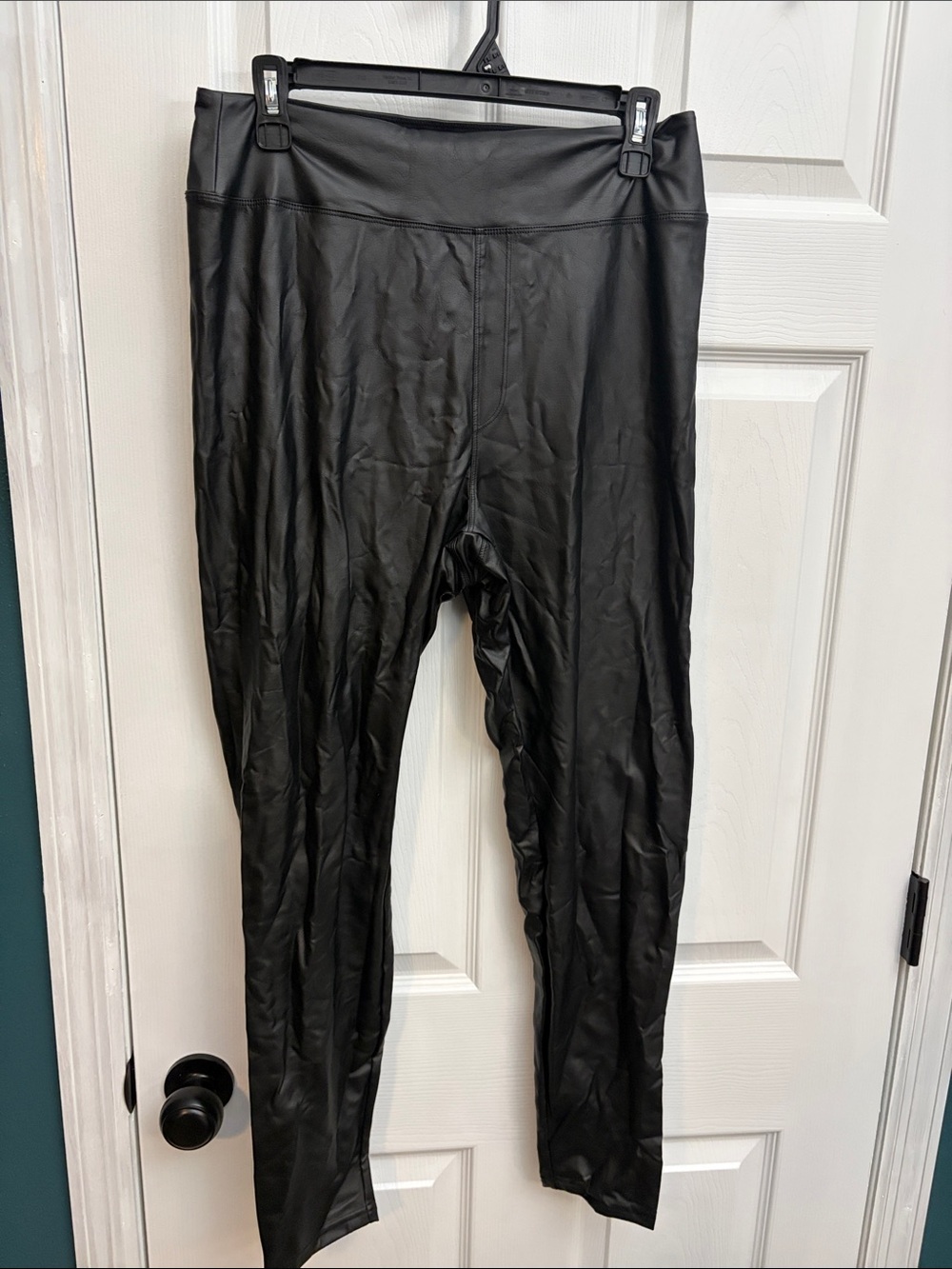 aerie Black High-Rise Leggings - Offline Real Luxe